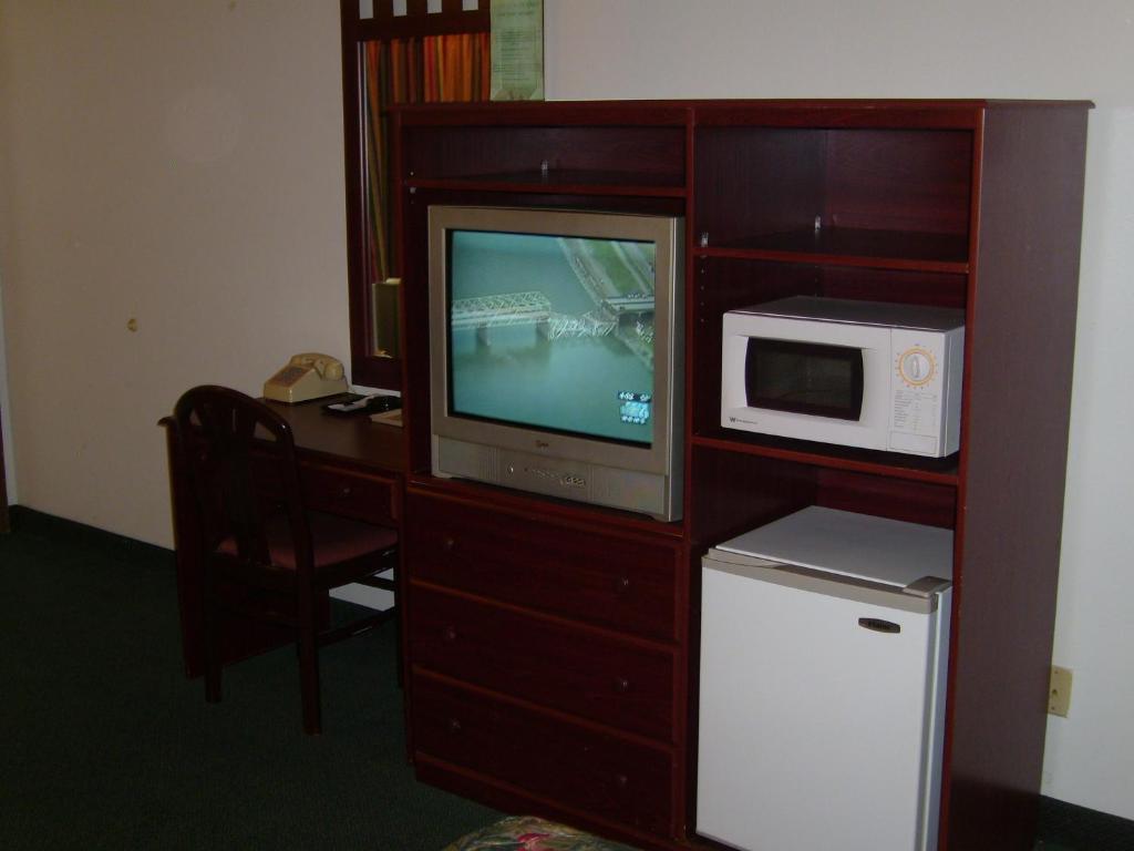 Shanico Inn Lebanon Bagian luar foto