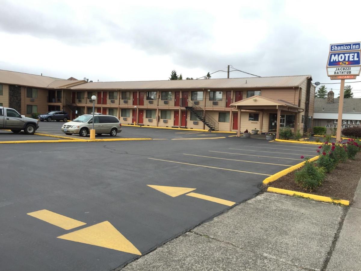 Shanico Inn Lebanon Bagian luar foto